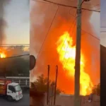 Impactante incendio en Merlo: cientos de garrafas explotaron y provocaron daños en viviendas Explosión e incendio en depósito de garrafas en Mariano Acosta