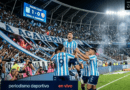 Maravilla Martínez celebra un gol en Racing