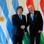 Javier Milei durante una visita oficial en Hungría