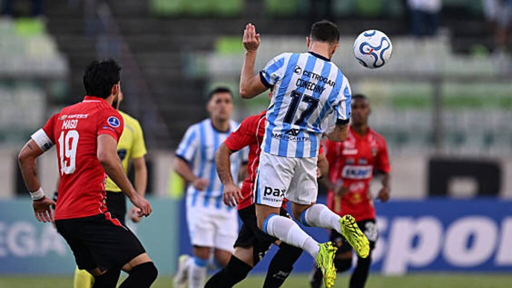 Partido entre Racing y Caracas por Sudamericana