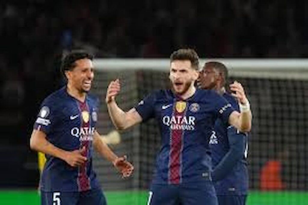 En aluvión de goles, PSG vence 5-4 a Bayern Múnich