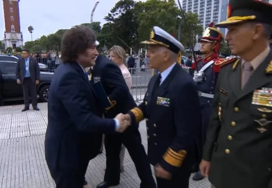 Javier Milei durante el acto por el Día del Veterano de Malvinas