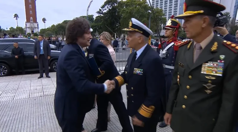 Javier Milei durante el acto por el Día del Veterano de Malvinas