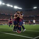 Barcelona ganó un partidazo ante Atlético de Madrid y quedó con siete puntos de ventaja en la cima festejo de Barcelona tras gol agónico ante Atlético