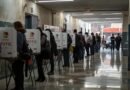 Ciudadanos votando durante las elecciones generales en Perú 2026