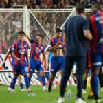 San Lorenzo venció a Estudiantes en un duelo vibrante y volvió al triunfo en el Bajo Flores Jugadores de San Lorenzo celebran el gol ante Estudiantes en el Apertura 2026