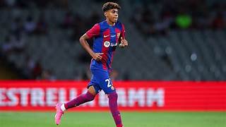 Lamine Yamal con Barcelona