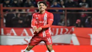 Argentinos derroto a Lanus y va por mas