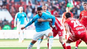 Belgrano empató 1-1 ante Argentinos Juniors con un gol en el minuto 94.