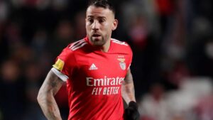 otamendi podria jugar el primer partido