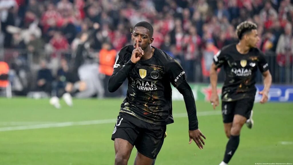 Festejo del gol de psg