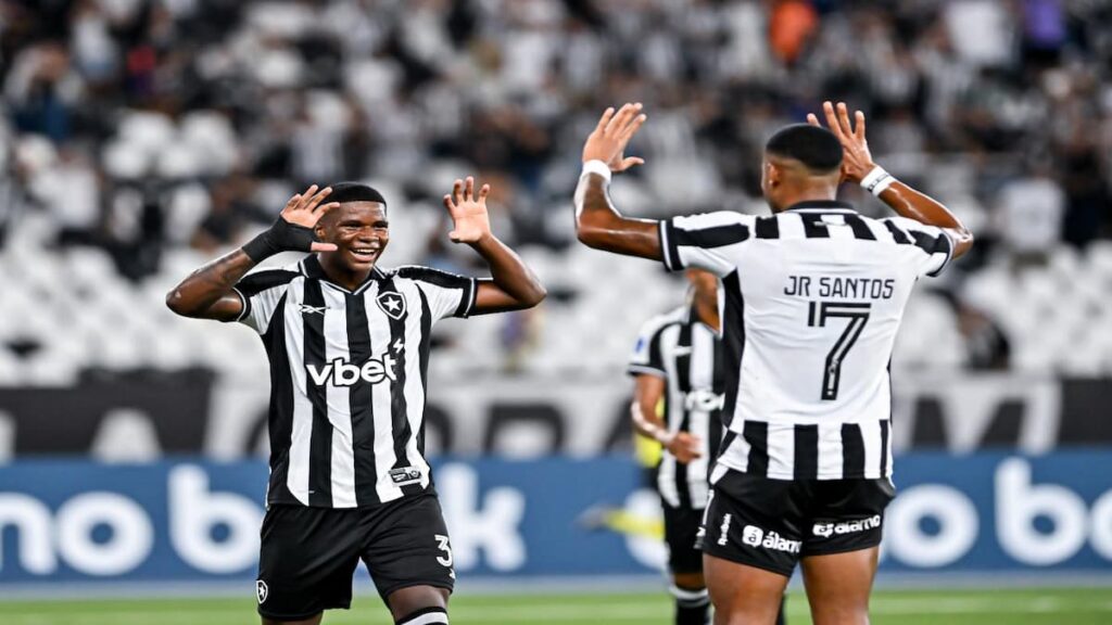 Racing perdió ante Botafogo en Brasil y complicó su futuro en la Sudamericana