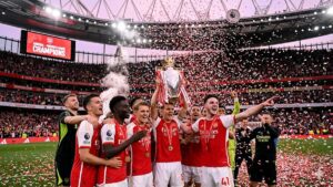 El City no pudo ganar y Arsenal se coronó campeón del fútbol inglés Arsenal se consagró campeón de la Premier League 2025/26
