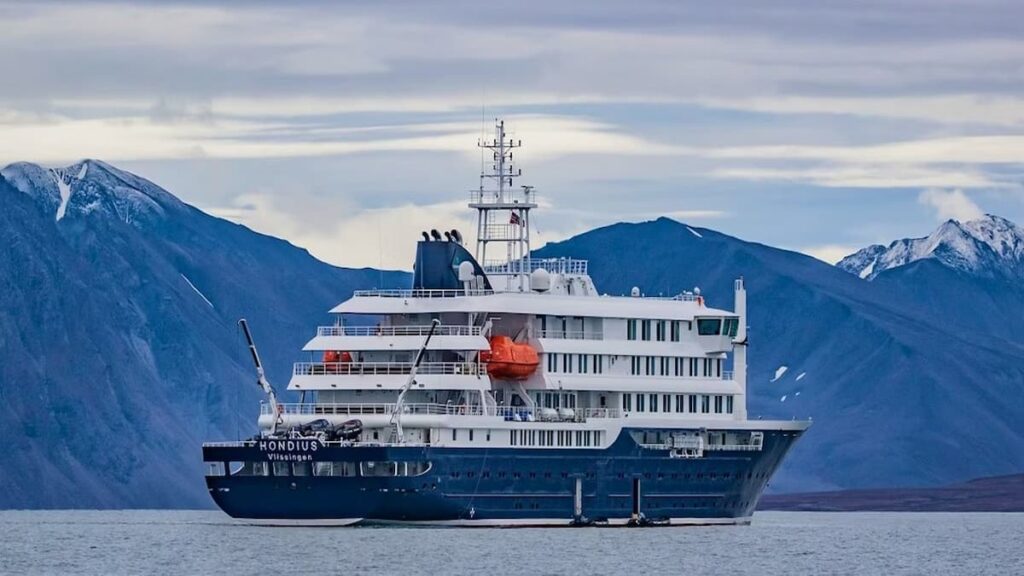 crucero  donde surgió el brote de hantavirus