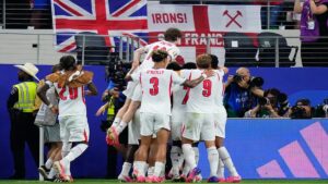 Inglaterra venció 4-2 a Croacia en un partidazo y arrancó con fuerza en el Mundial 2026 Inglaterra vence a Croacia por 4-2