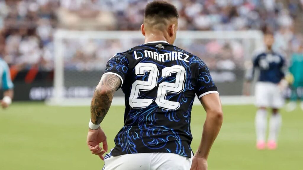Lautaro Martínez marcó el primer gol de Argentina
