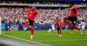 Los jugadores de Inglaterra celebran el triunfo frente a Panamá.