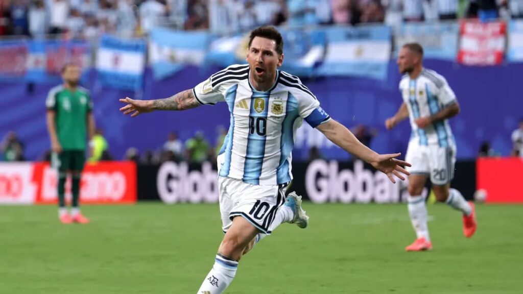 Argentina le gana 3 a 0 a Argelia