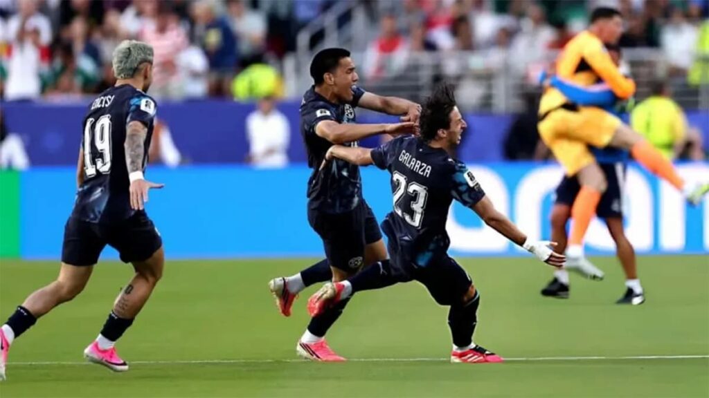 Paraguay venció a Turquía en un partido de locos