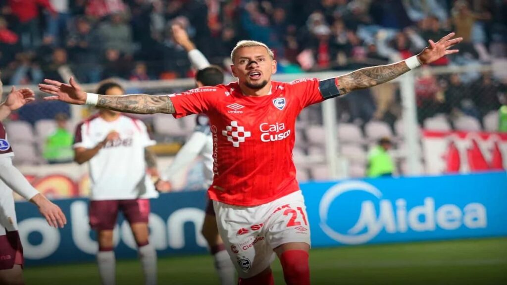 Cienciano goleó a Lanús y avanzó a octavos de final de la Copa Sudamericana