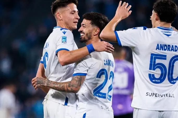 Manuel Lanzini que decidió el partido ante Instituto.