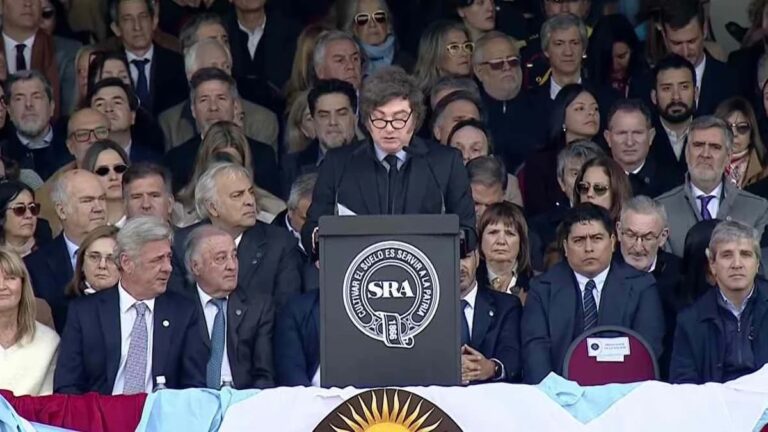 El presidente Javier Milei encabezó este domingo el acto de apertura de la 138.ª Exposición Rural