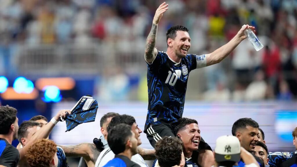 La Selección argentina celebra el pase a la final del Mundial.