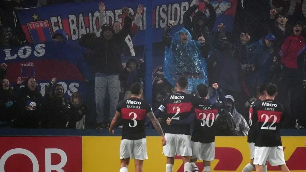 Tigre goleó a Nacional en Montevideo y quedó cerca de los octavos de la Sudamericana