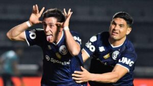 Independiente Rivadavia celebra la clasificación ante Aldosivi