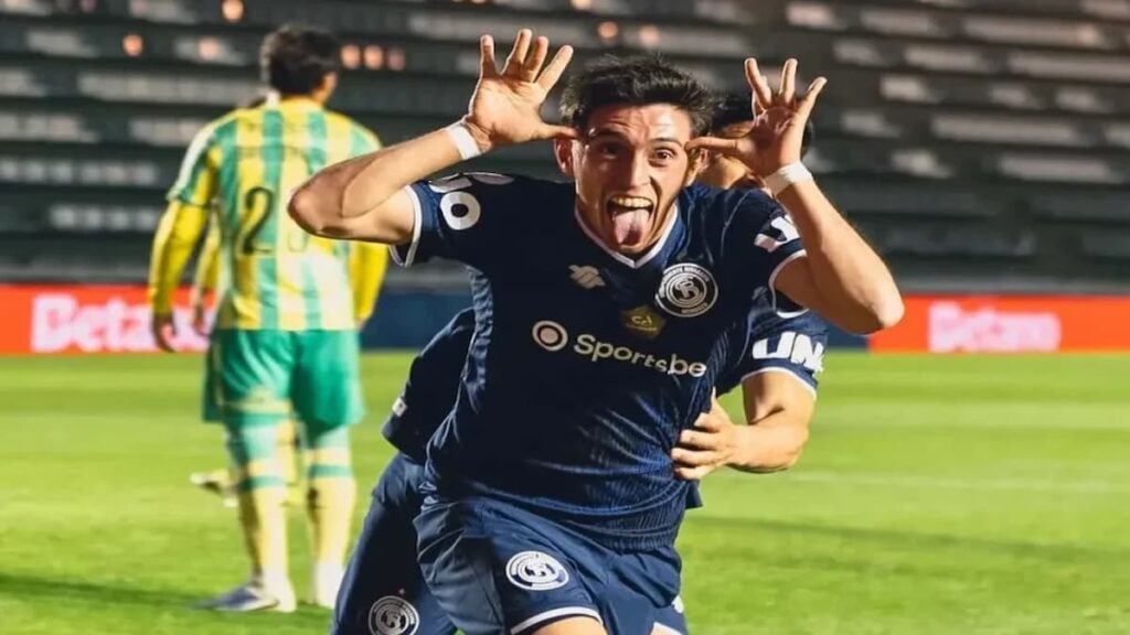 Independiente Rivadavia y Aldosivi disputaron los octavos de final