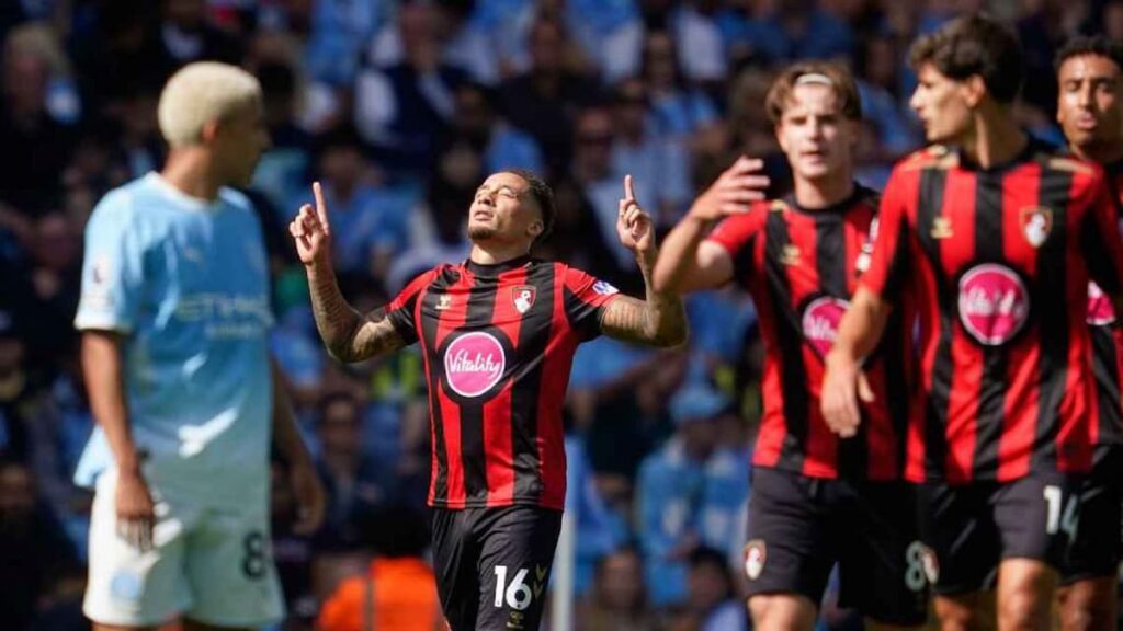 Marcus Tavernier marcó el primer gol de Bournemouth
