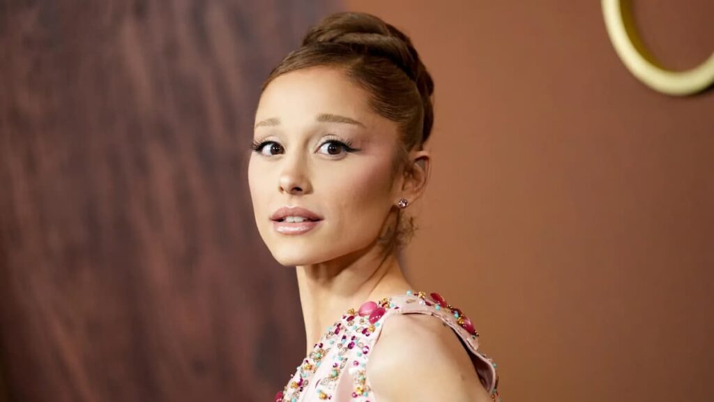 Ariana Grande nuevo álbum Petal.