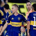Santiago Ascacíbar celebra el gol de Boca ante Estudiantes.