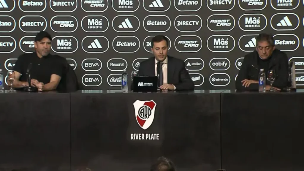 Eduardo Coudet dejó de ser el DT de River