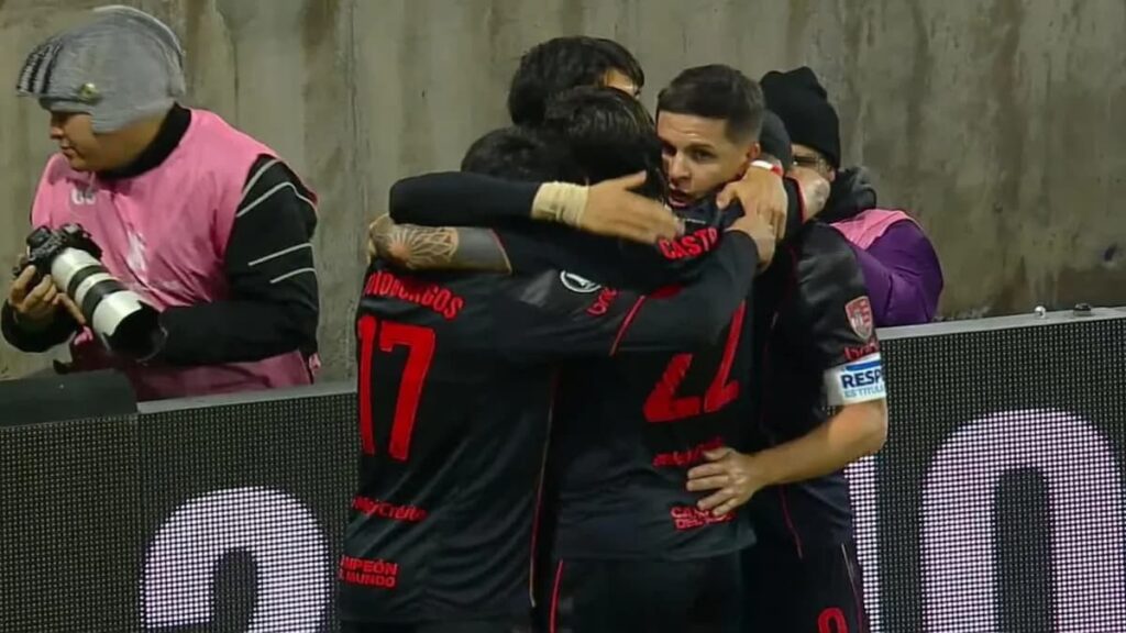 Guido Carrillo fue clave en la goleada de Estudiantes