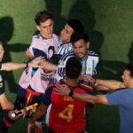 Leandro Paredes recibió 10 partidos de suspensión