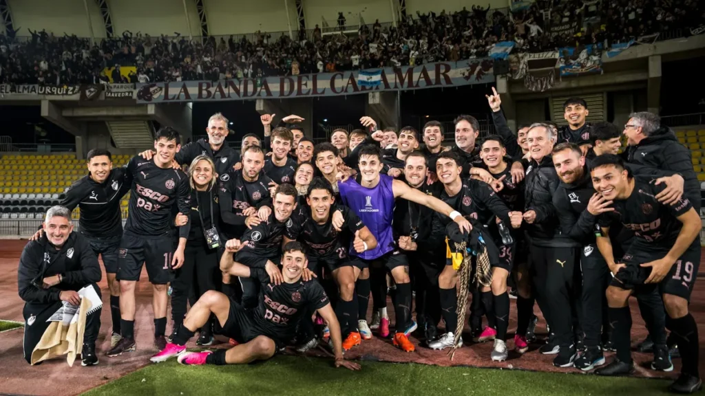 Platense hizo historia: eliminó a Coquimbo Unido por penales y avanzó a cuartos de la Libertadores