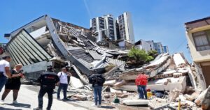 Terremoto de 7,4 en Colombia: al menos 111 muertos y graves daños en varias ciudades Daños provocados por el terremoto de magnitud 7,4 en Colombia.