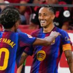 Barcelona venció al Sevilla 3-1 con triplete de Raphinha