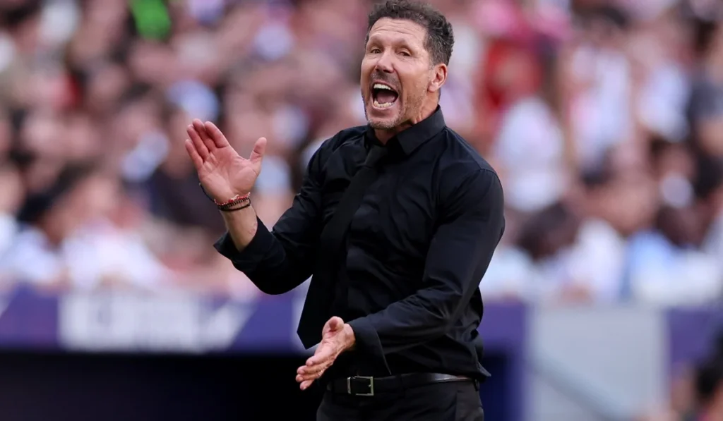 El Cholo, en conferencia dijo: «Necesitamos tener cuidado con lo que decimos