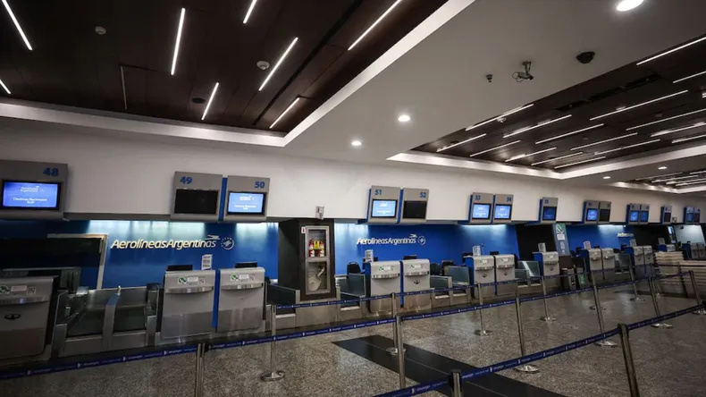 Actividad en los aeropuertos argentinos durante el conflicto de ATE