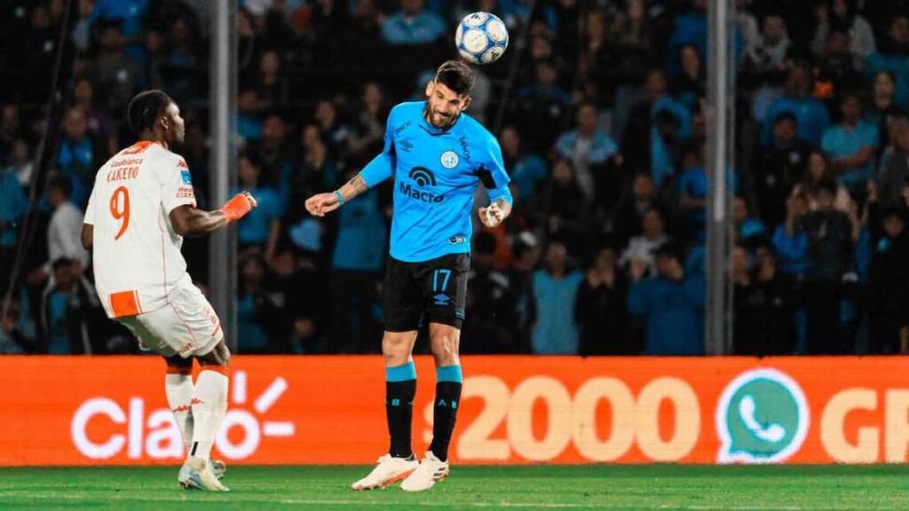 Jordy Caicedo marcó el empate de Huracán ante Belgrano
