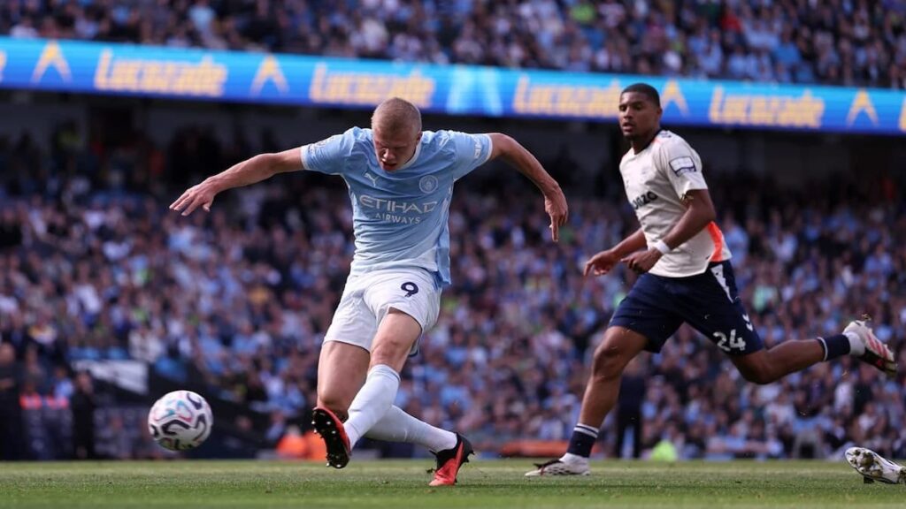 Manchester City venció 1-0 a Coventry y arrancó la Premier con puntaje perfecto