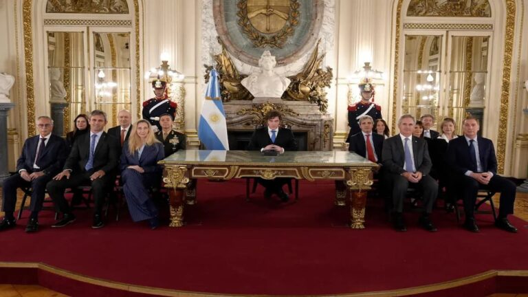 Javier Milei durante la cadena nacional por Malvinas