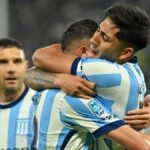 Racing celebra su triunfo 3-1 ante Sarmiento