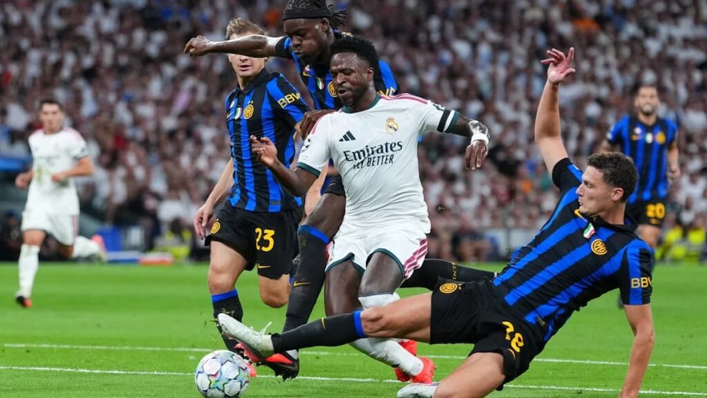 Real Madrid derrotó a Inter en el Bernabéu con goles de Mbappé y Valverde