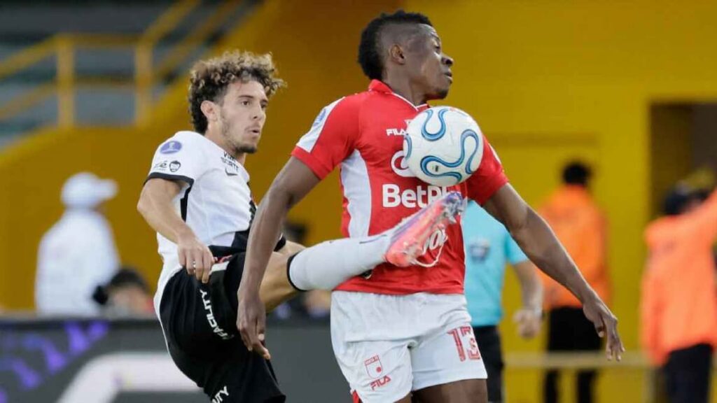 Santa Fe buscó atacar por las bandas ante Vasco