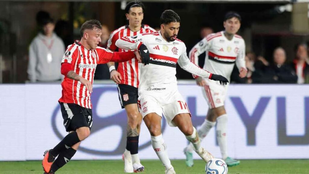 Estudiantes igualó sin goles ante Flamengo en UNO por la semifinal de la Copa Libertadores