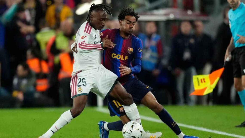 Kylian Mbappé doblete y triunfo del Real Madrid ante Barcelona en El Clásico