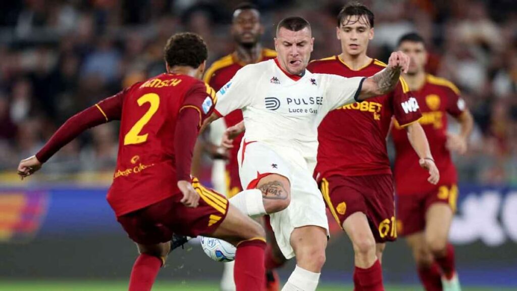 Roma superó 2-0 a Genoa en el Olímpico por la Serie A